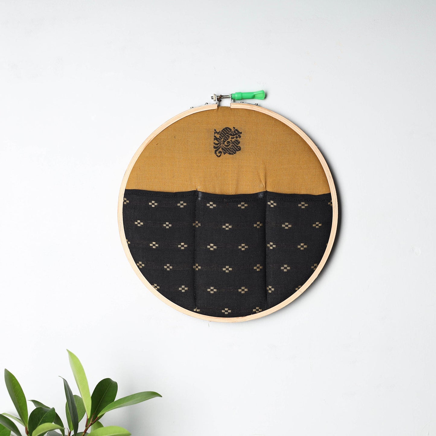  Embroidery Hoop Wall Decor (Medium) 22 