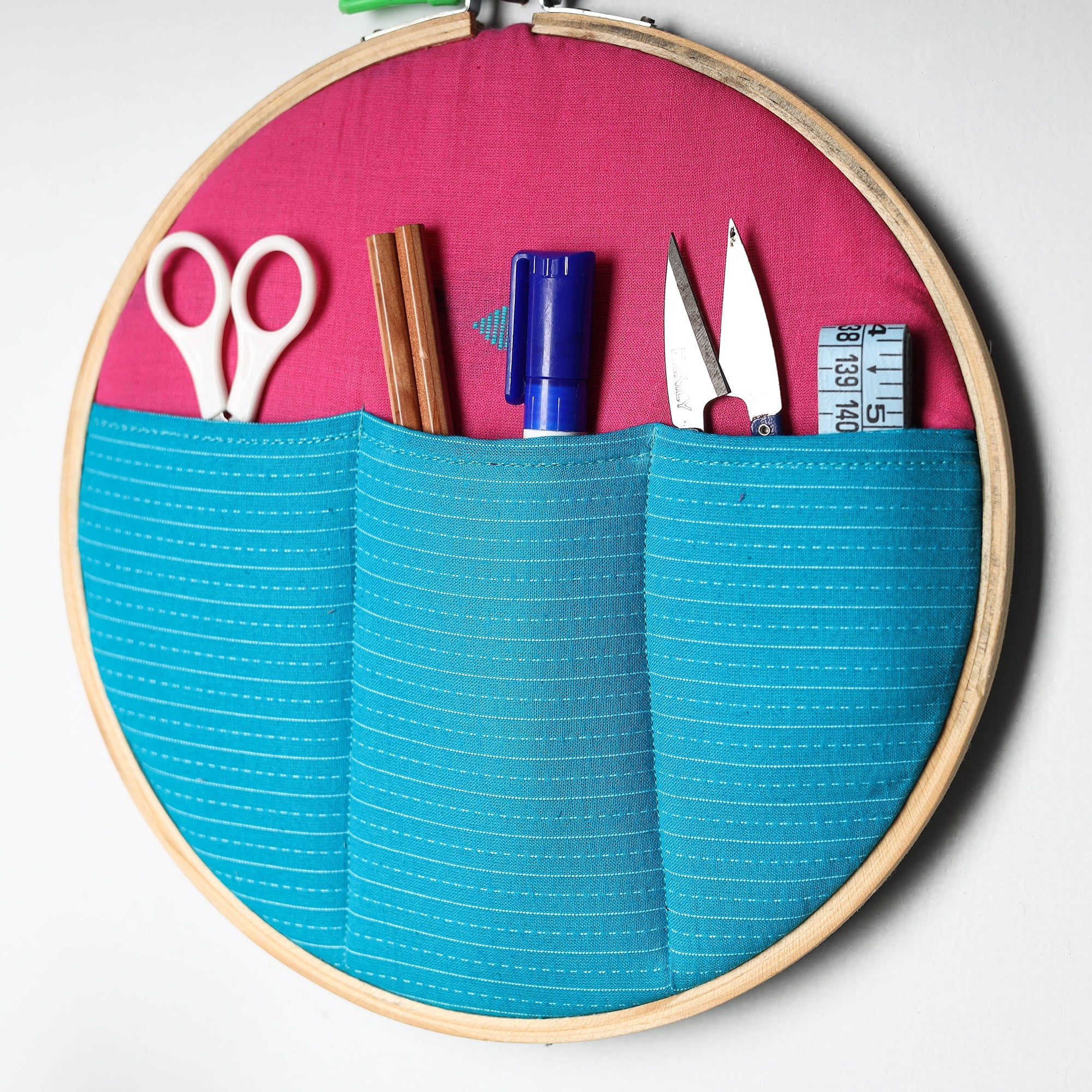  Embroidery Hoop Wall Decor (Medium) 23 