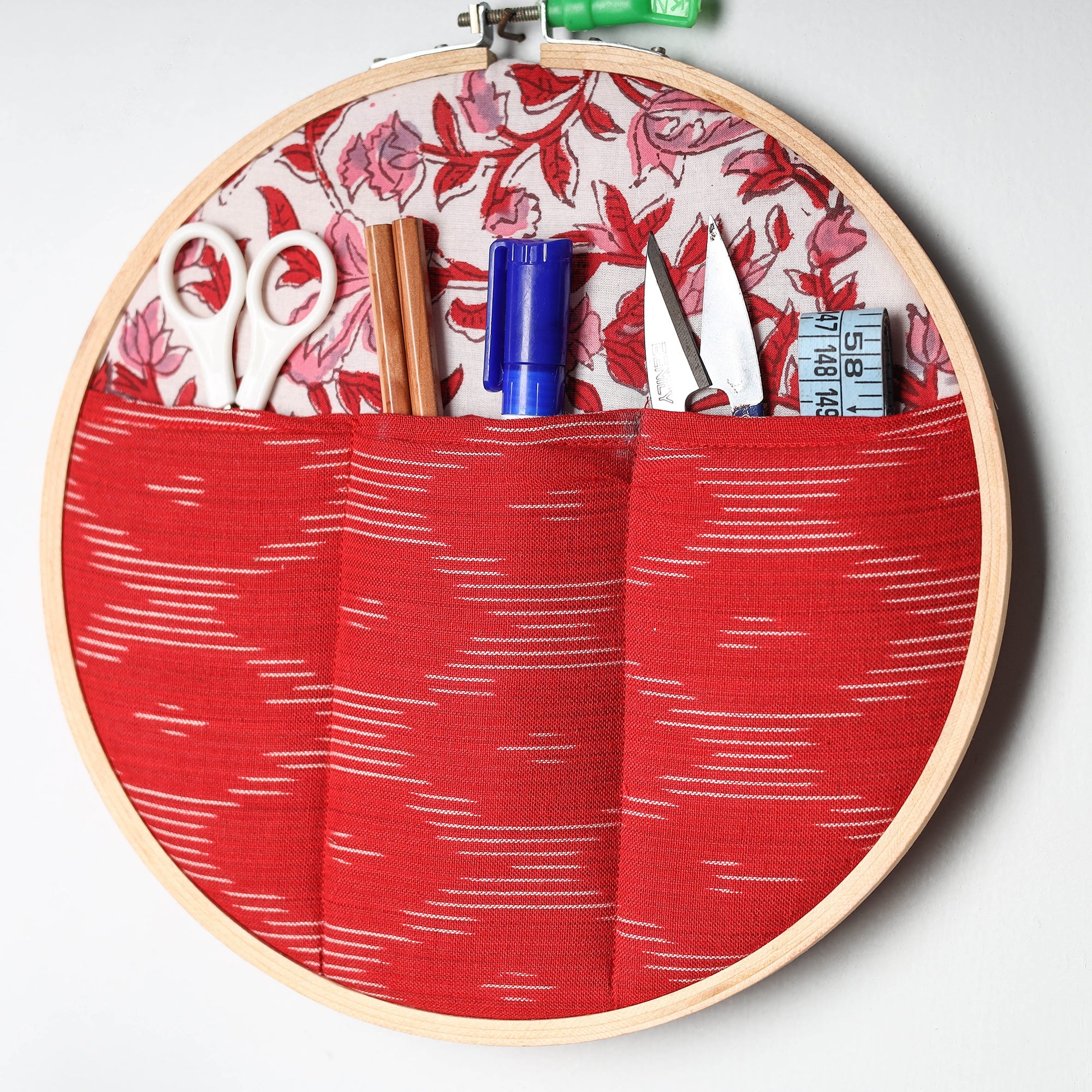  Embroidery Hoop Wall Decor (Medium) 25 