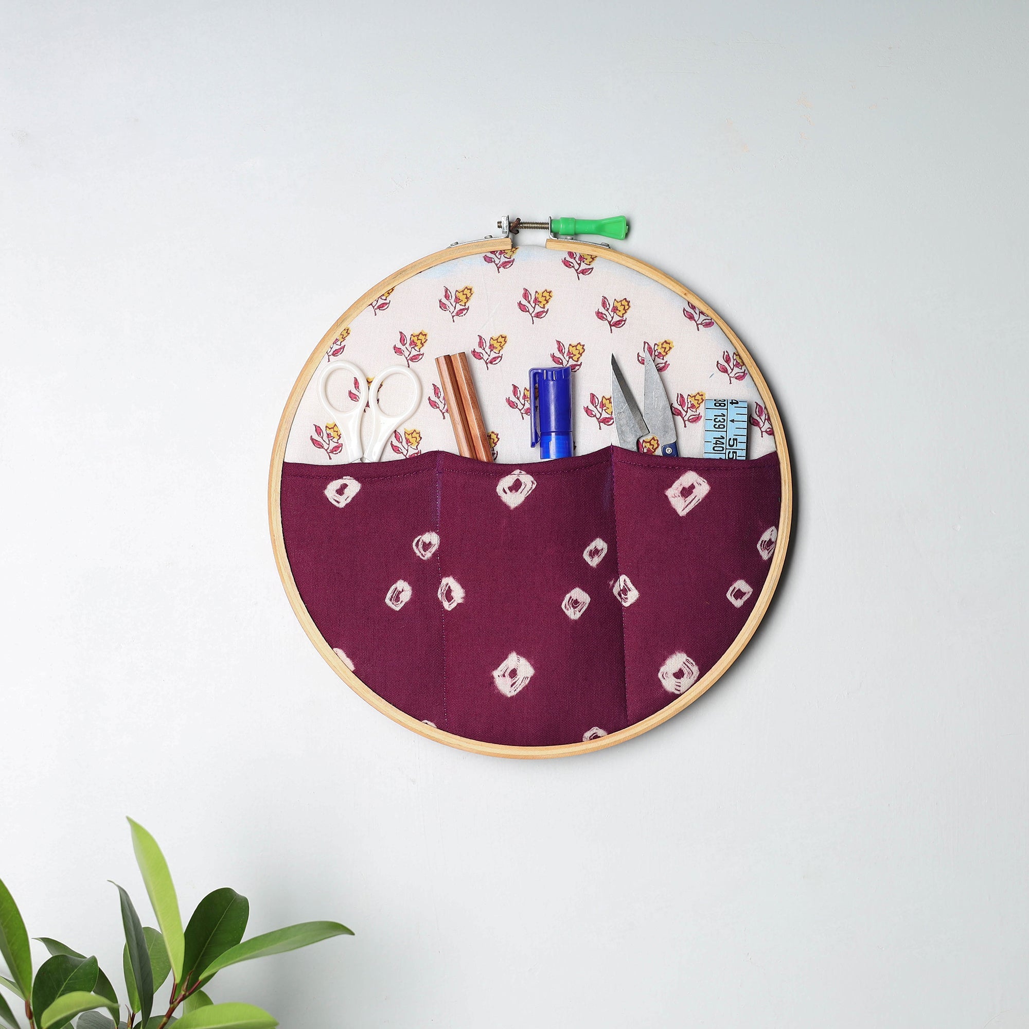  Embroidery Hoop Wall Decor (Medium) 30 
