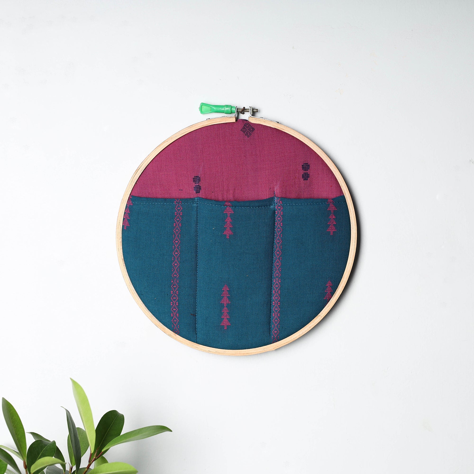  Embroidery Hoop Wall Decor (Medium) 35 