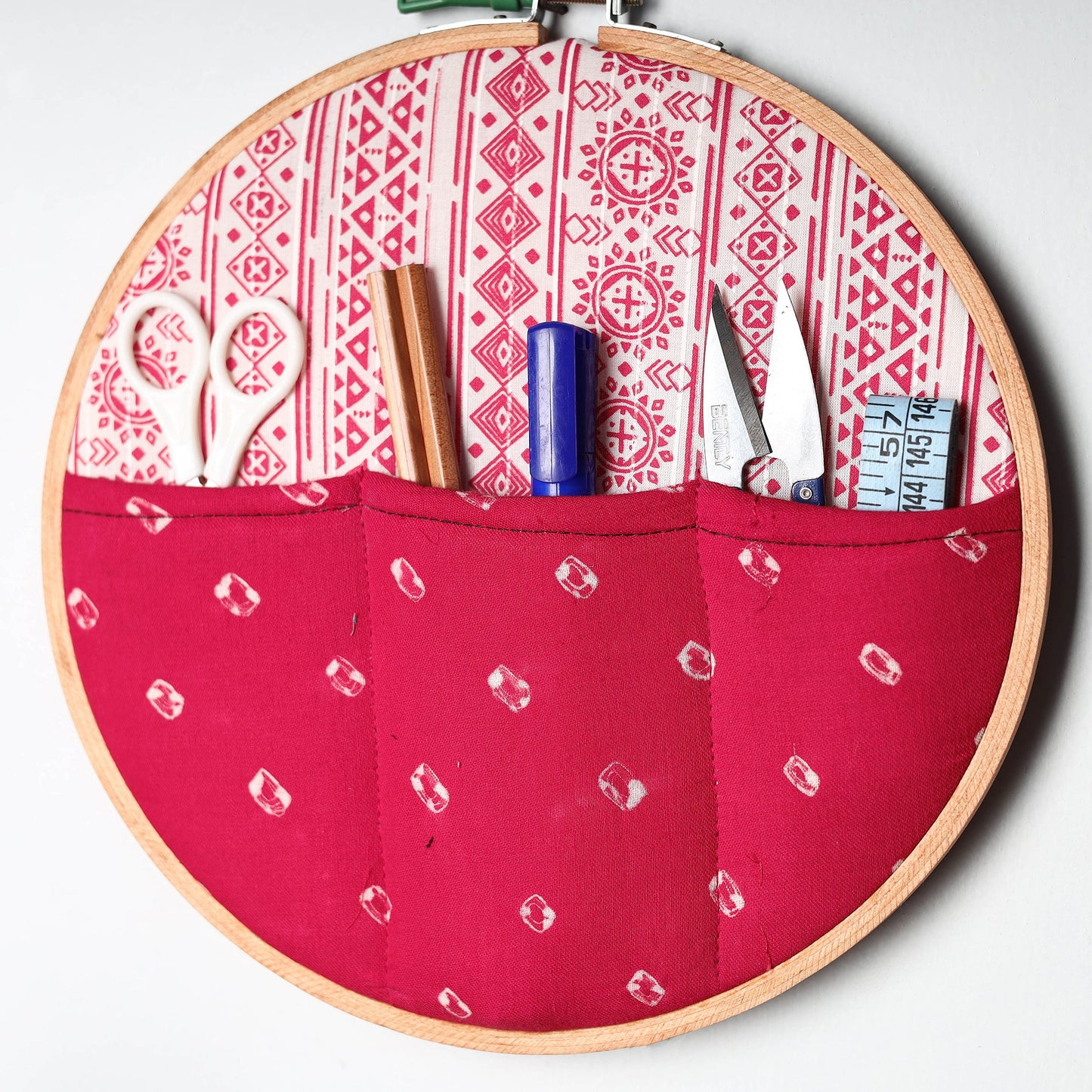  Embroidery Hoop Wall Decor (Medium) 36 