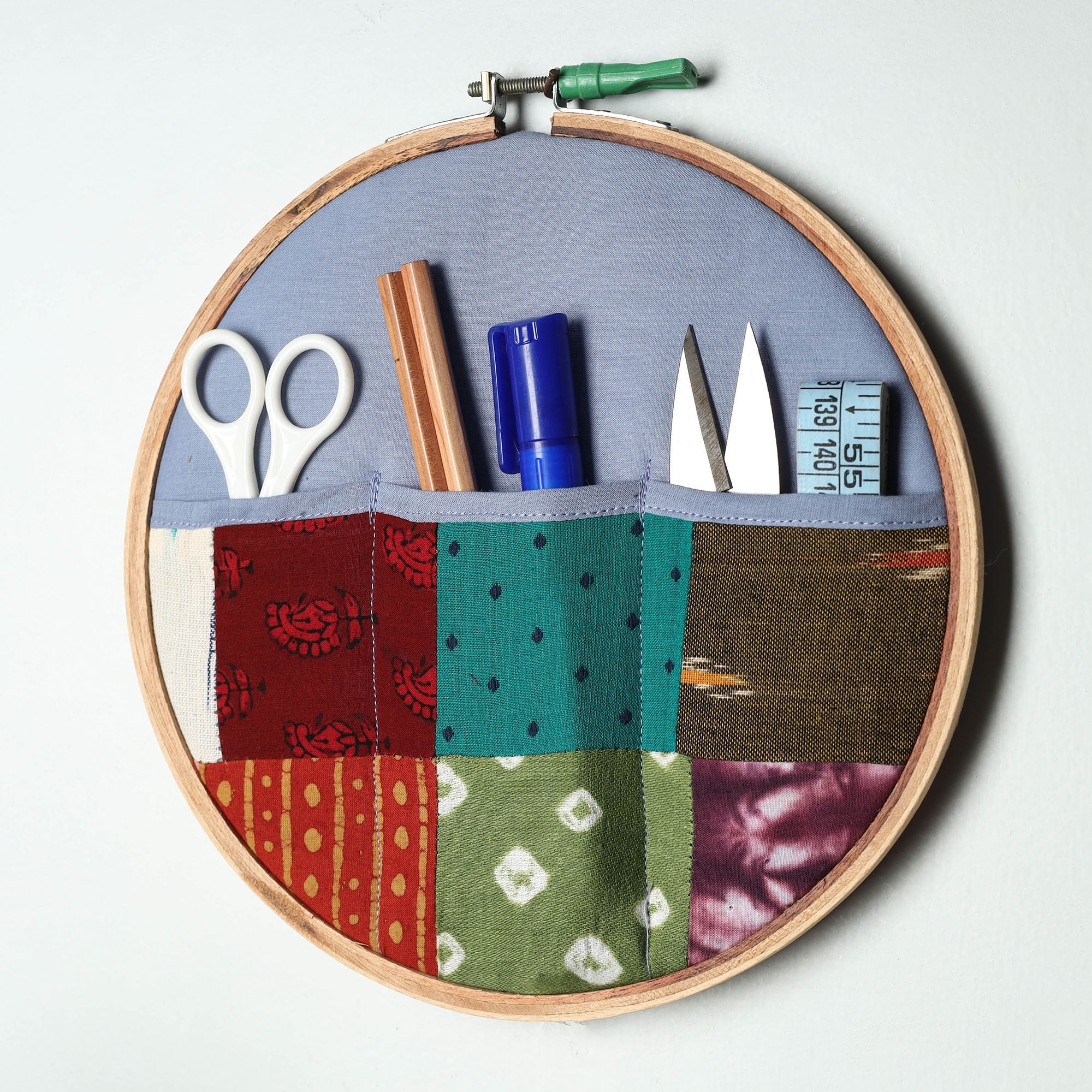  Embroidery Hoop Wall Decor (Small) 25 