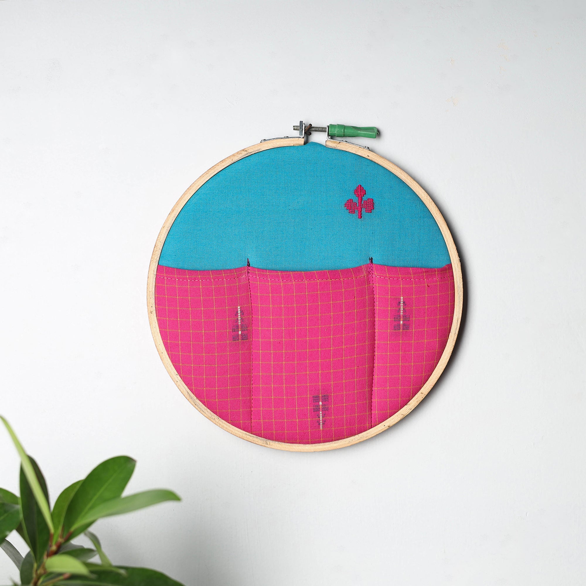  Embroidery Hoop Wall Decor (Small) 38 