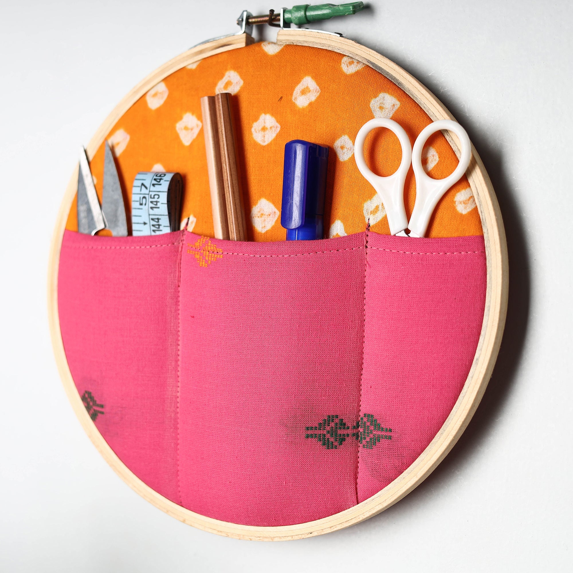  Embroidery Hoop Wall Decor (Small) 47 