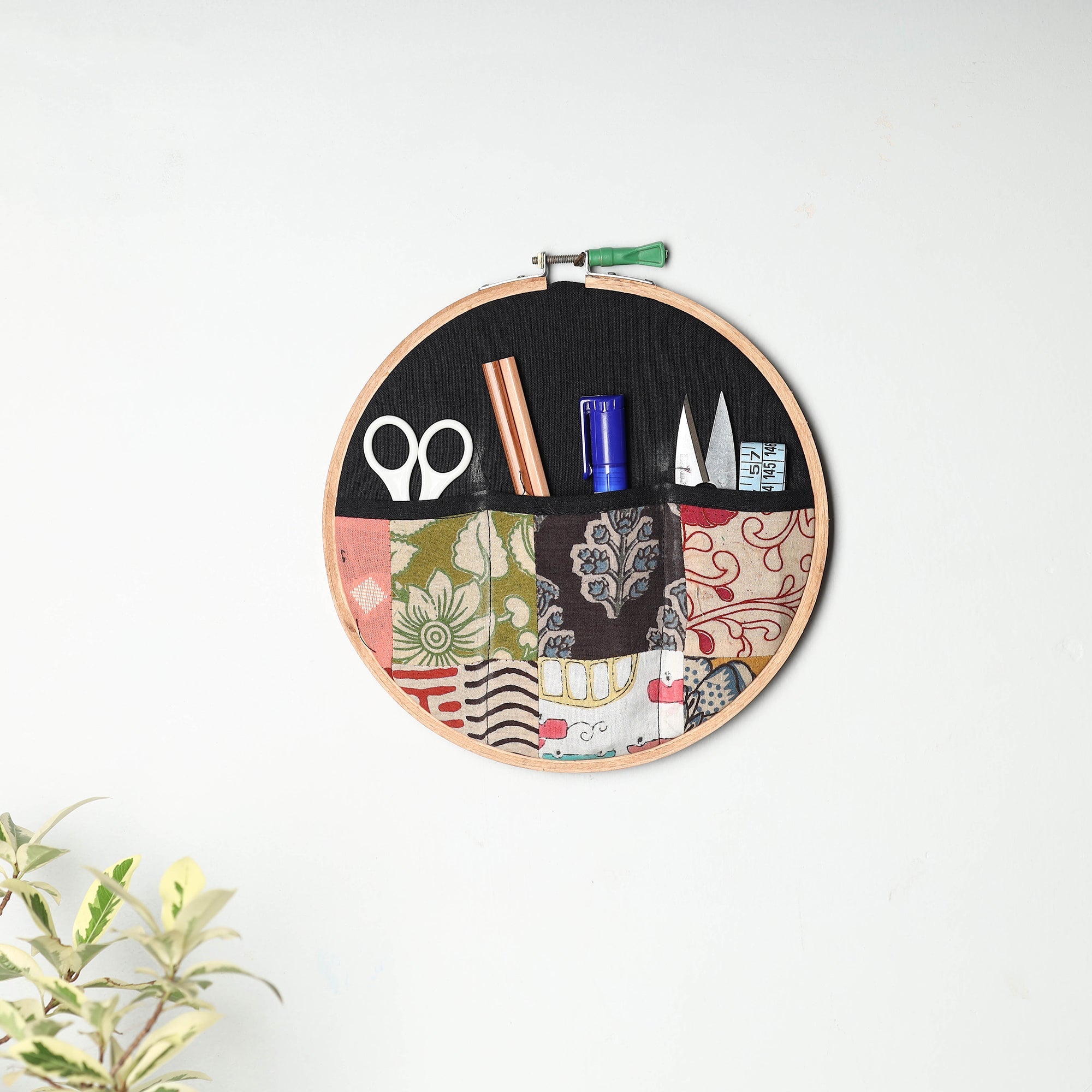  Embroidery Hoop Wall Decor (Small) 56  