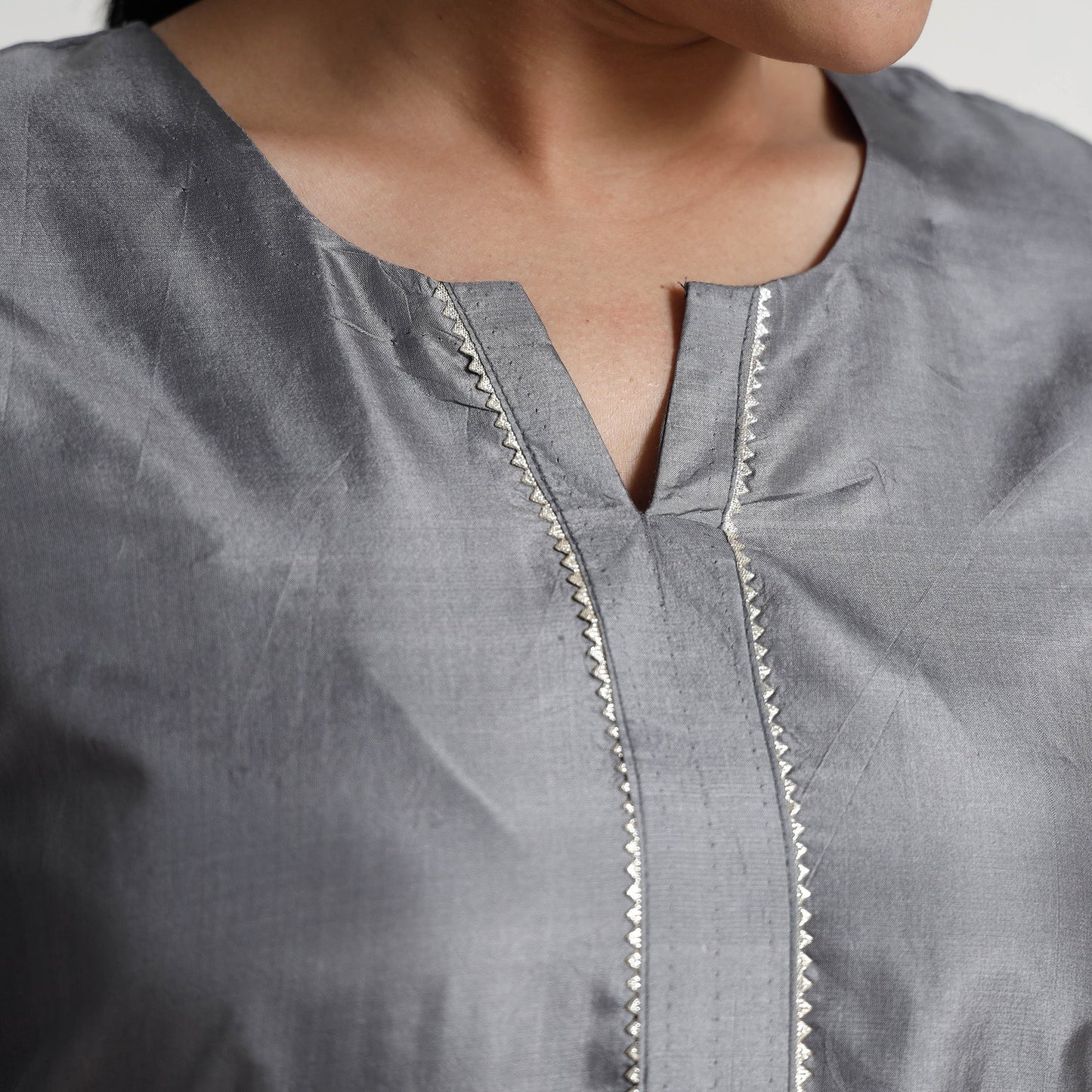Buy Ethnic Plain Pure Silk Kurta Online at iTokri.com