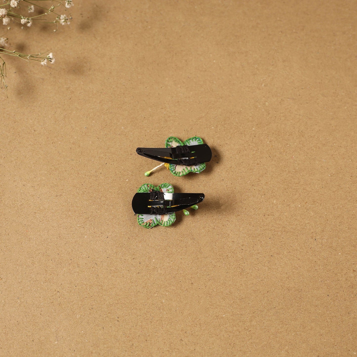 Fab artwork tik-tak hair clip for kids (set of 2) 12