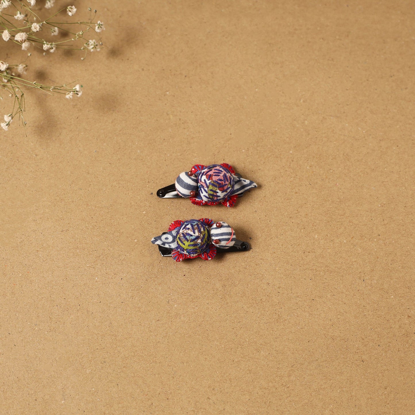 Fab artwork tik-tak hair clip for kids (set of 2) 32