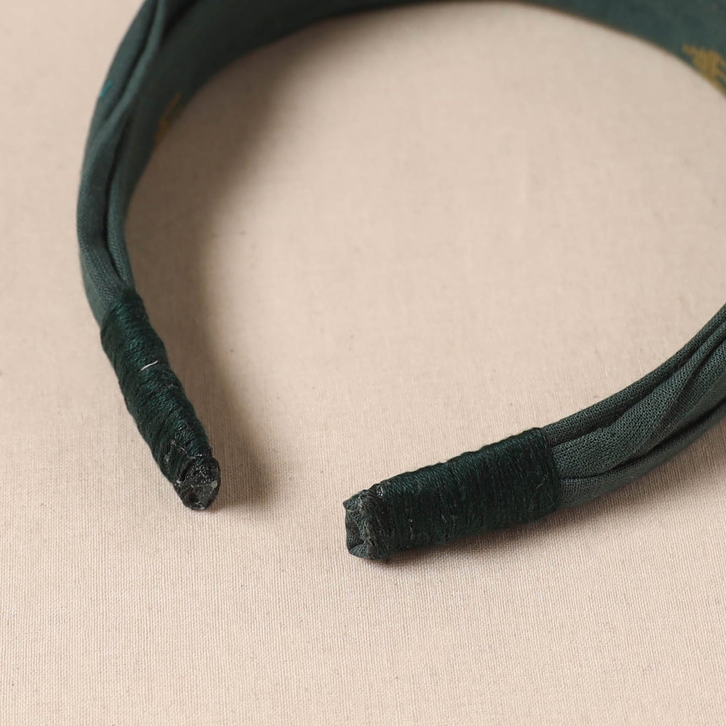 Fabart knotted hair band 14 - handcrafted