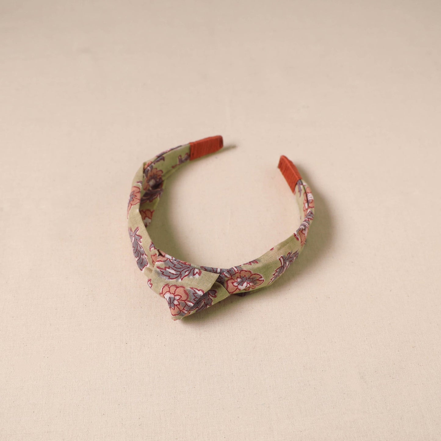 Fabart knotted hair band 27 - handcrafted