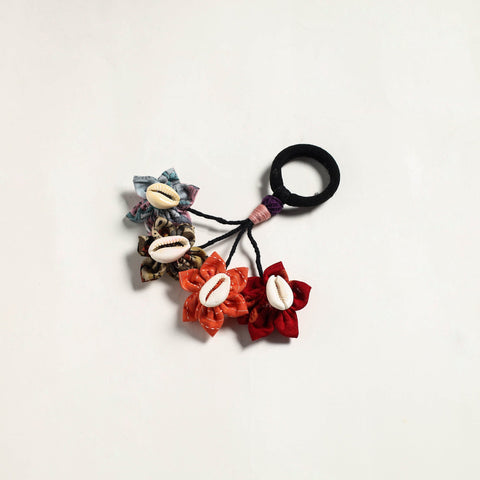 Fabart Phool Kali Shell Hair Rubber Band