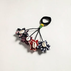 Fabart Phool Kali Shell Hair Rubber Band