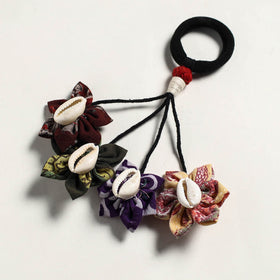 Fabart Phool Kali Shell Hair Rubber Band