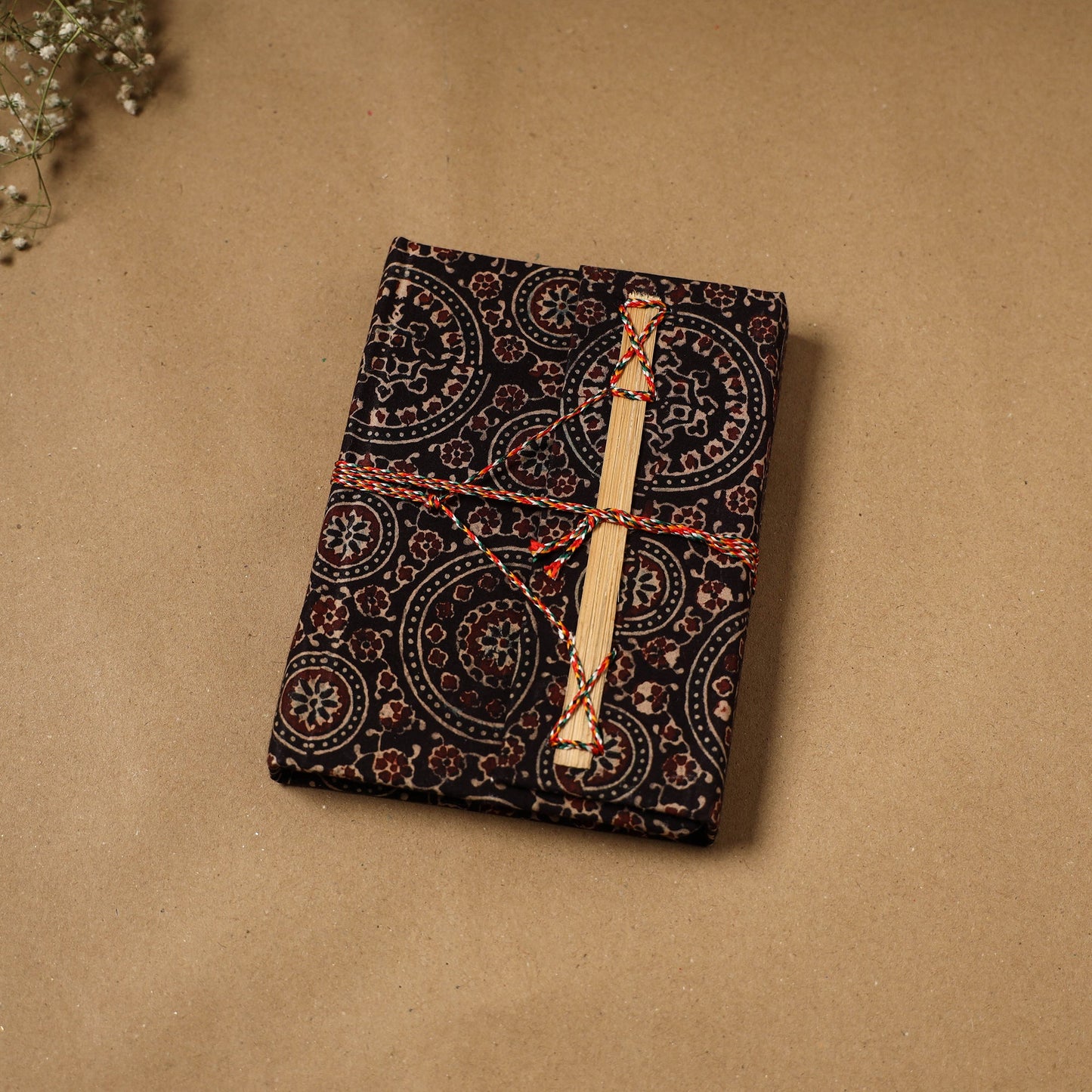 Fabric cover handmade paper notebook with thread lock 65