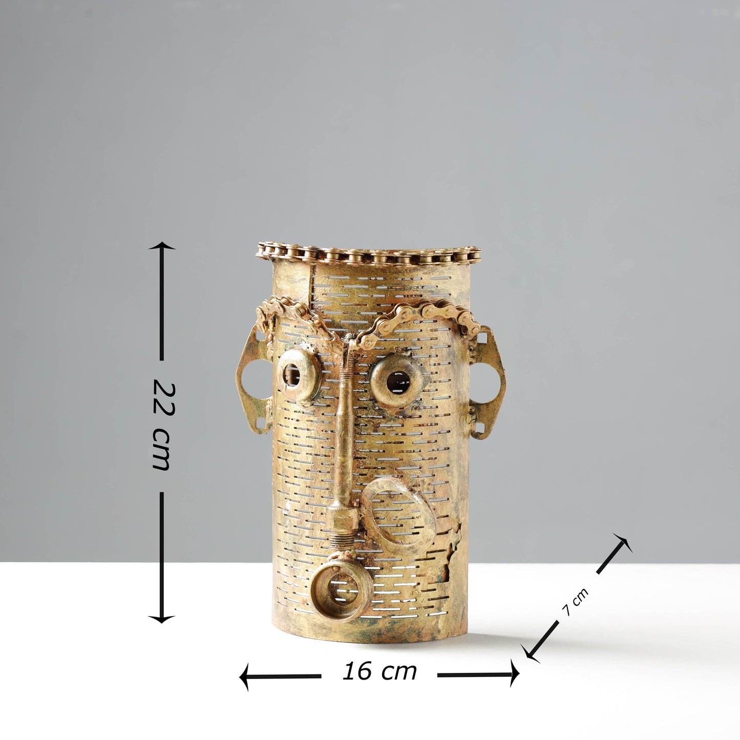 face sculpture decor