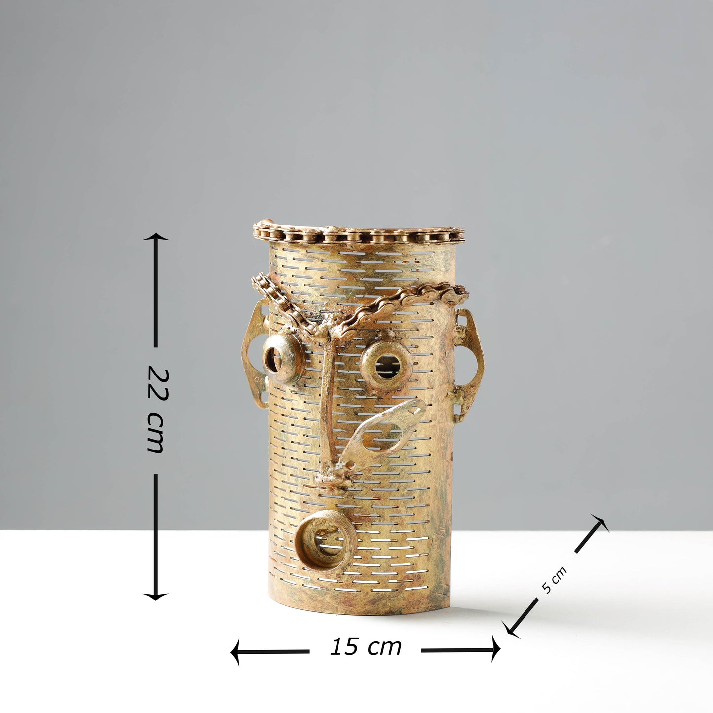 face sculpture decor