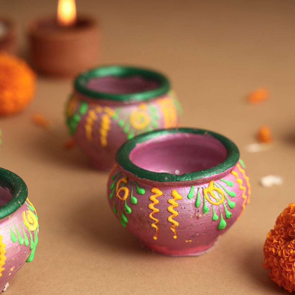  Festive Decor Handpainted Terracotta Wax Filled Matki Diyas (Set of 4) Online in India l iTokri.com 