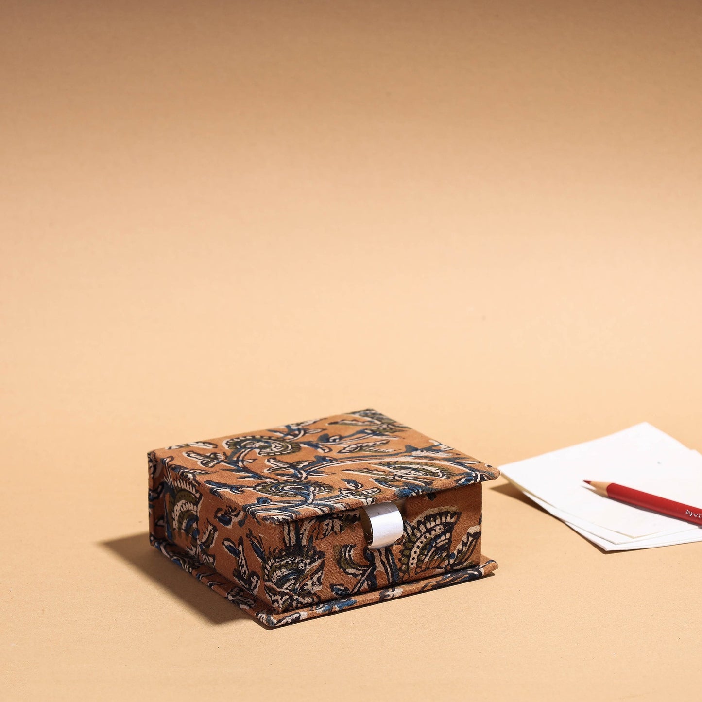  Floral Printed Handcrafted Card Holder with Slips 