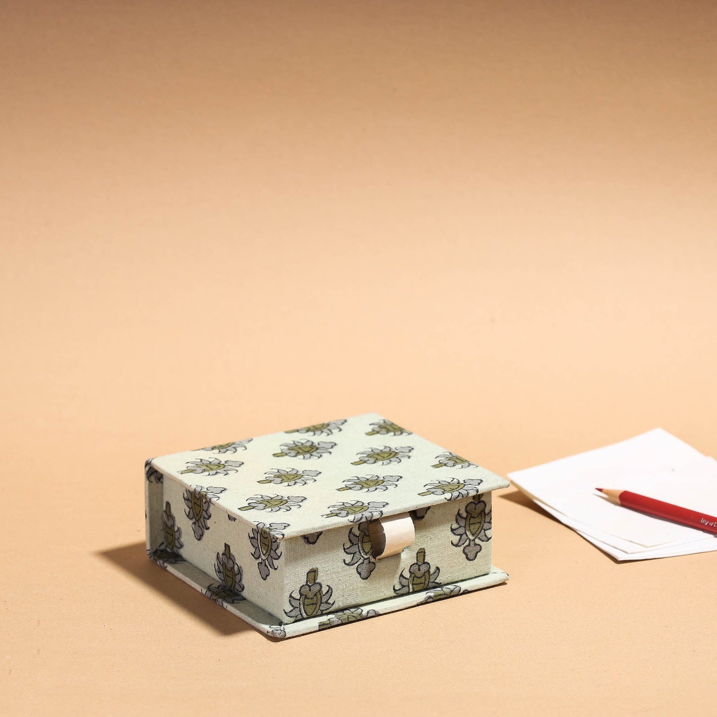  Floral Printed Handcrafted Card Holder with Slips 