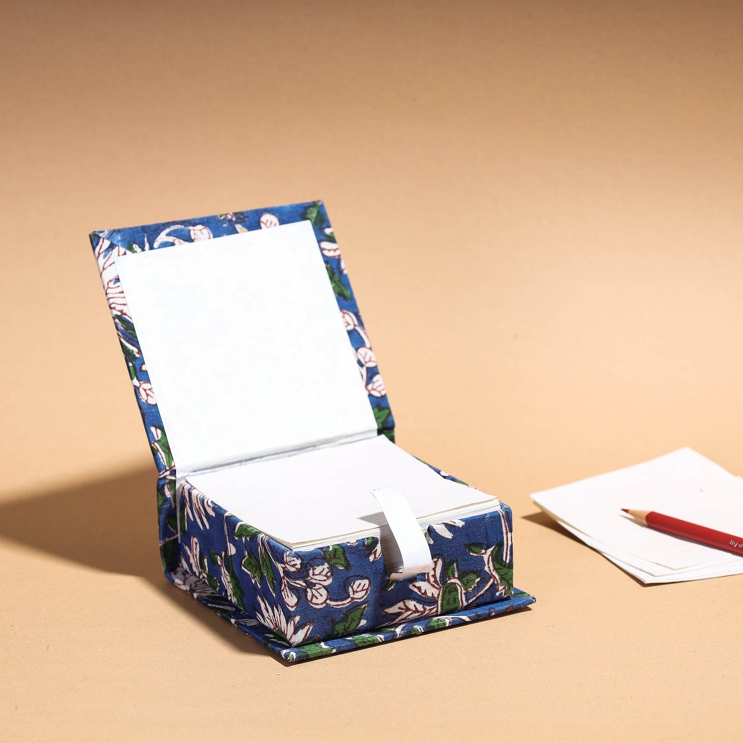  Floral Printed Handcrafted Card Holder with Slips 