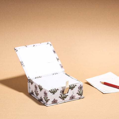  Floral Printed Handcrafted Card Holder with Slips 