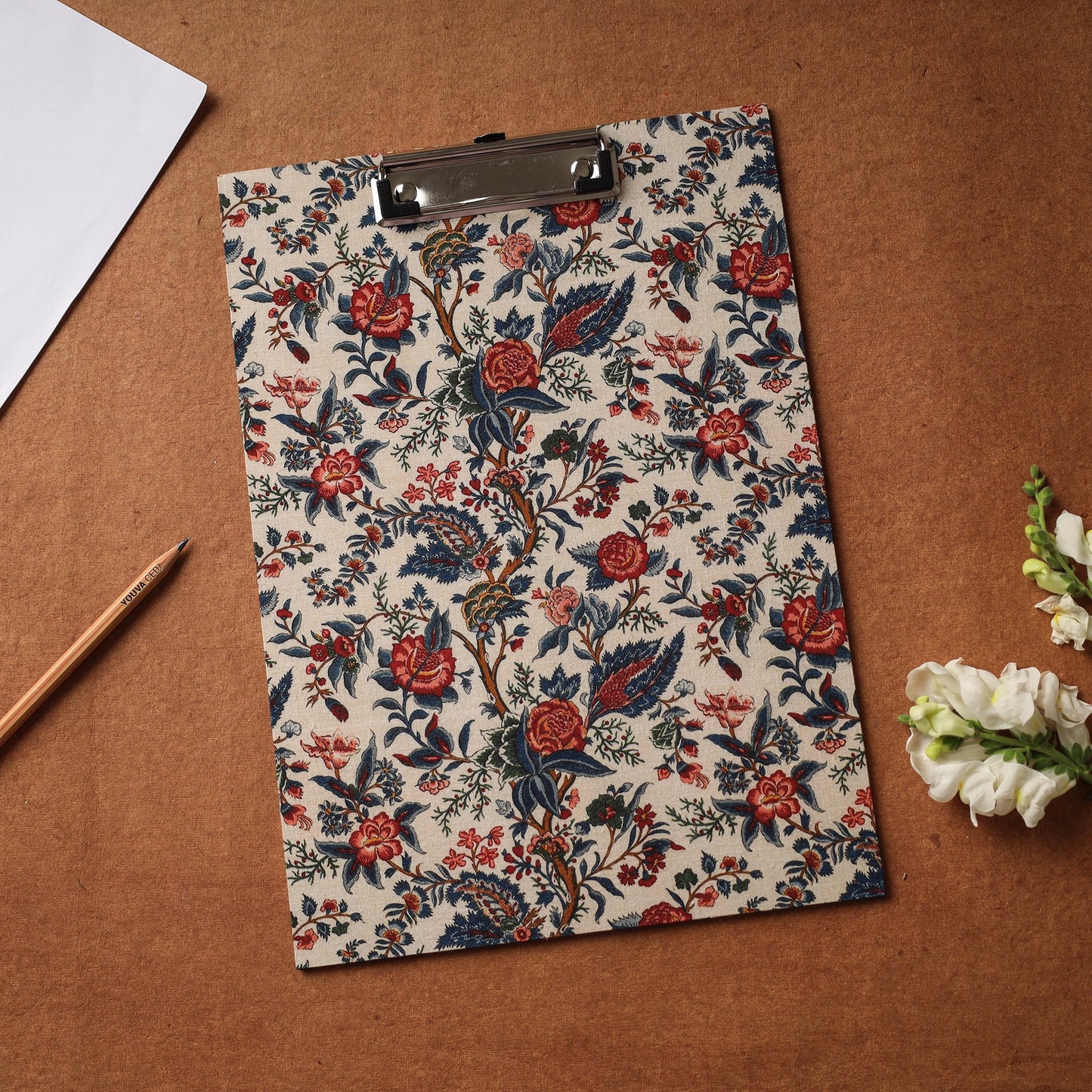  Floral Printed Handcrafted Clipboard 