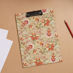  Floral Printed Handcrafted Clipboard 