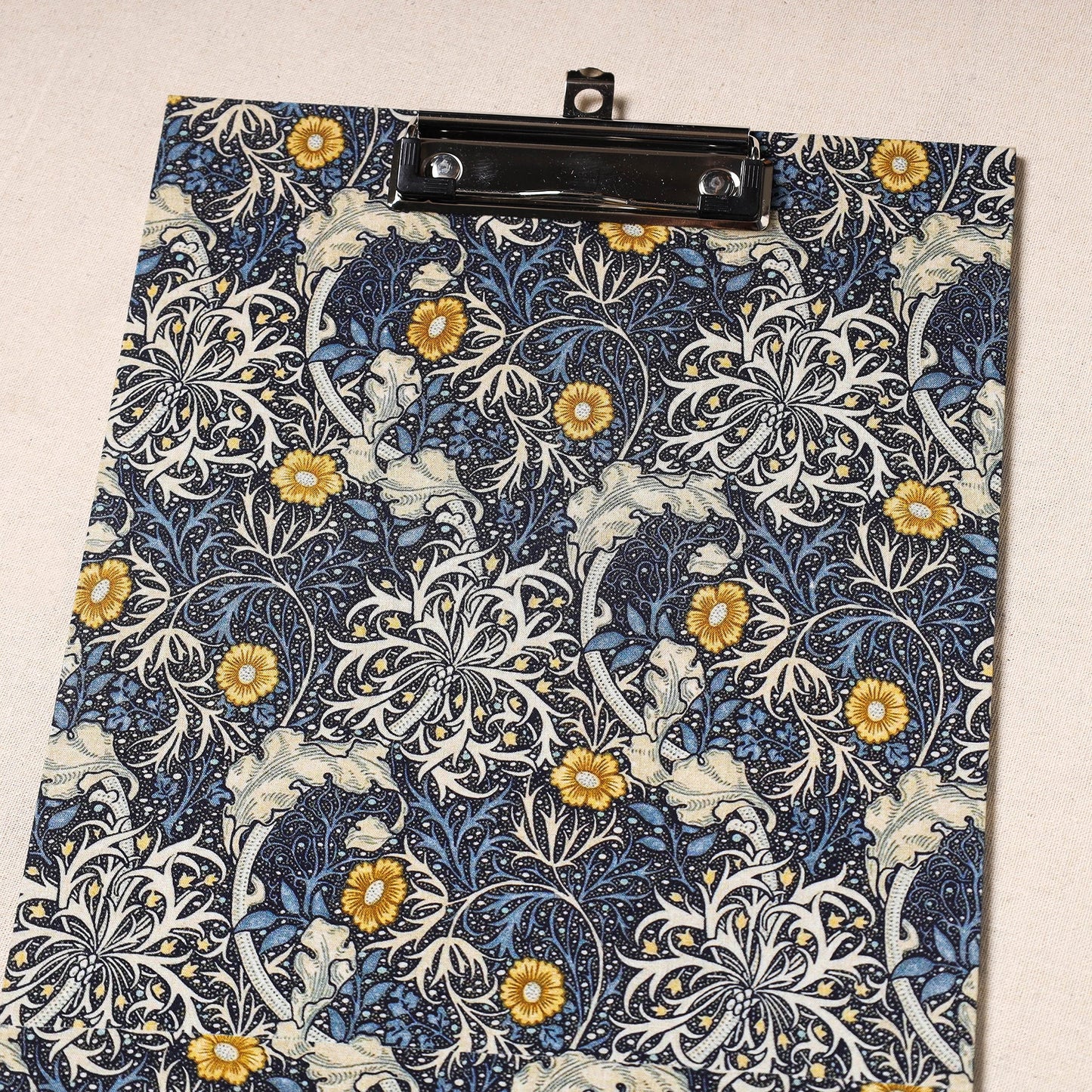  Floral Printed Handcrafted Clipboard 