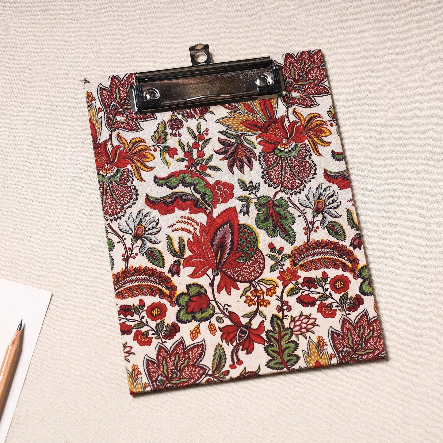  Floral Printed Handcrafted Clipboard 