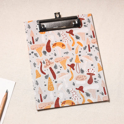  Floral Printed Handcrafted Clipboard 