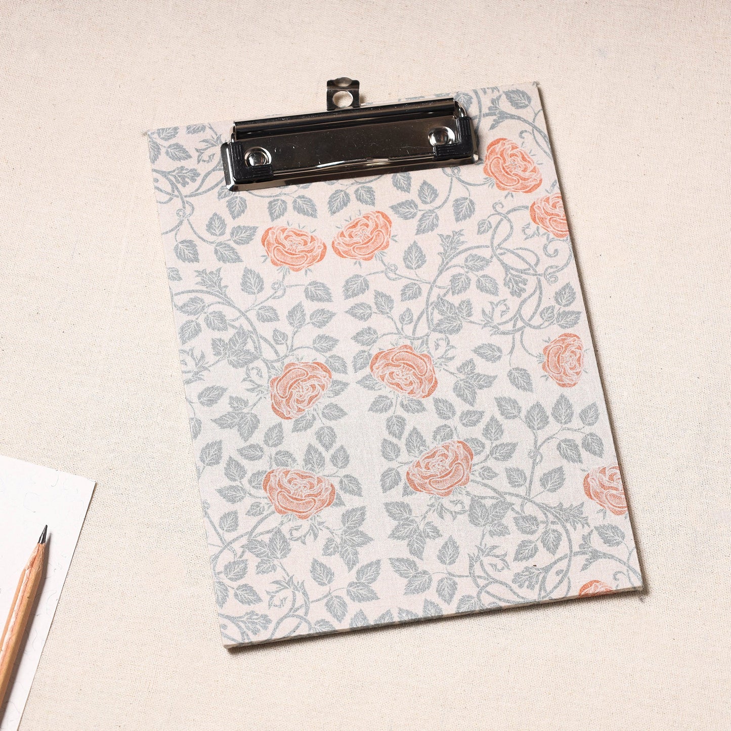 Floral Printed Handcrafted Clipboard 