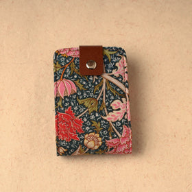  Floral Printed Handcrafted Lipstick Case With Mirror (4 x 3 in) 17 