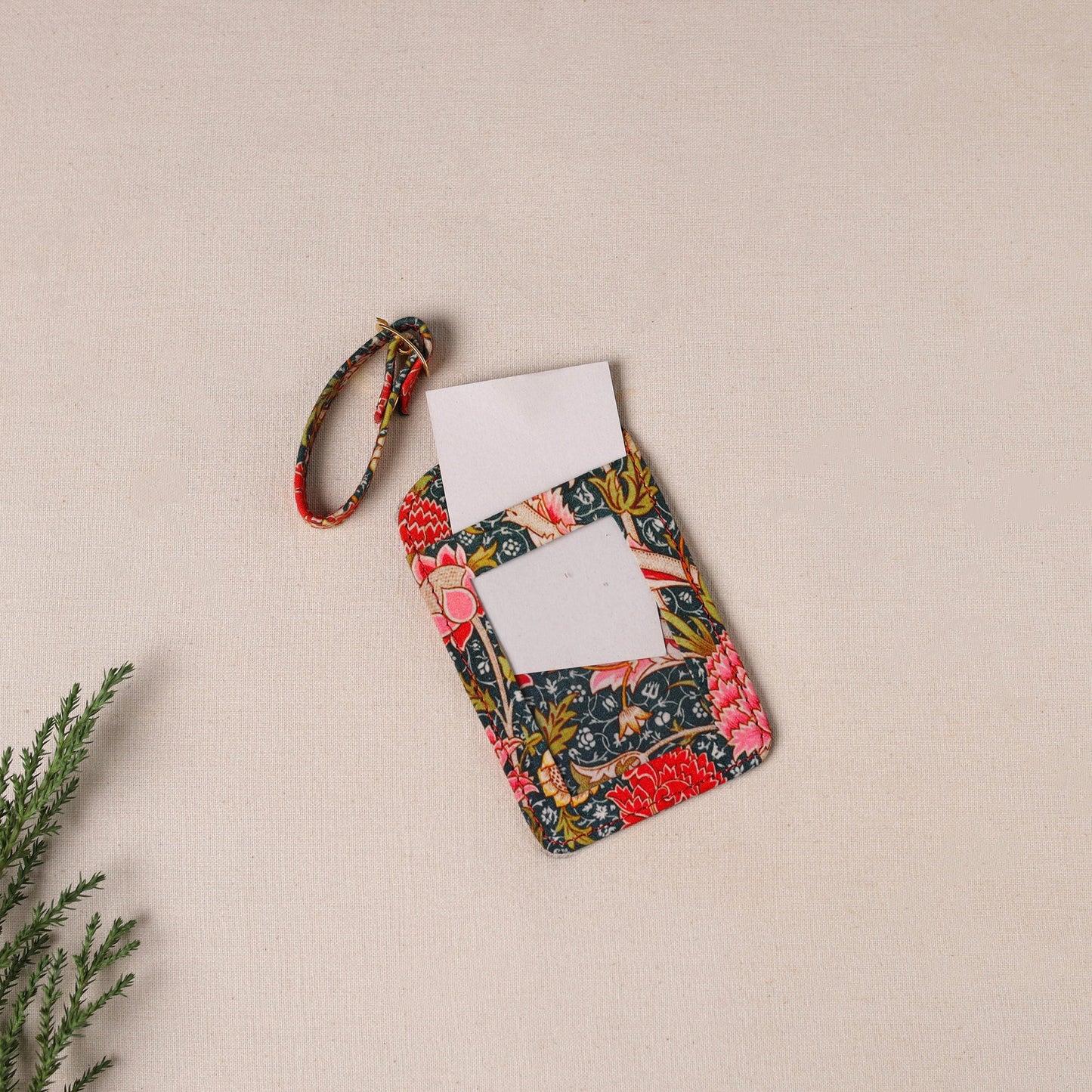 Buy Floral Printed Handcrafted Luggage Tag 