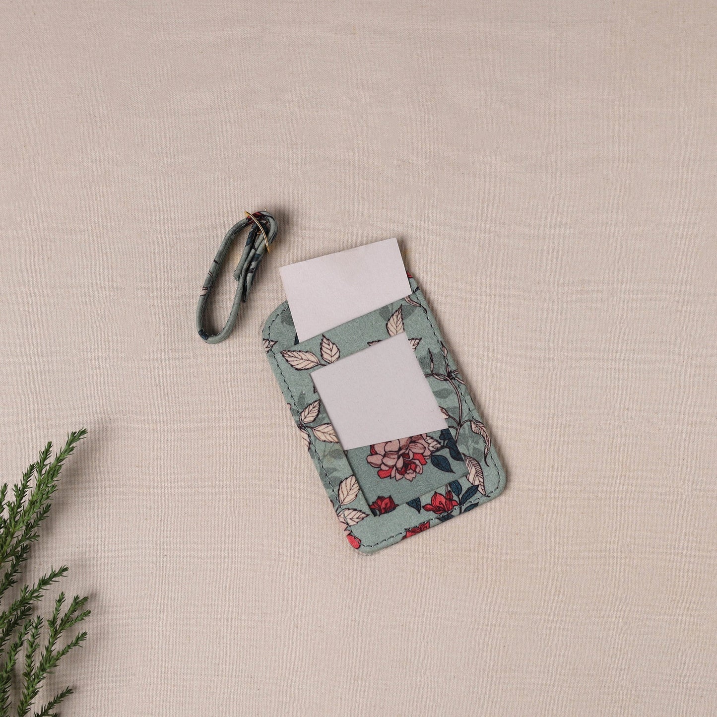 Buy Floral Printed Handcrafted Luggage Tag 