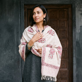 Off White Floral Sanganeri Print Pure Merino Wool Handwoven Shawl, worn by a model, AI visual of the shawl, iTokri