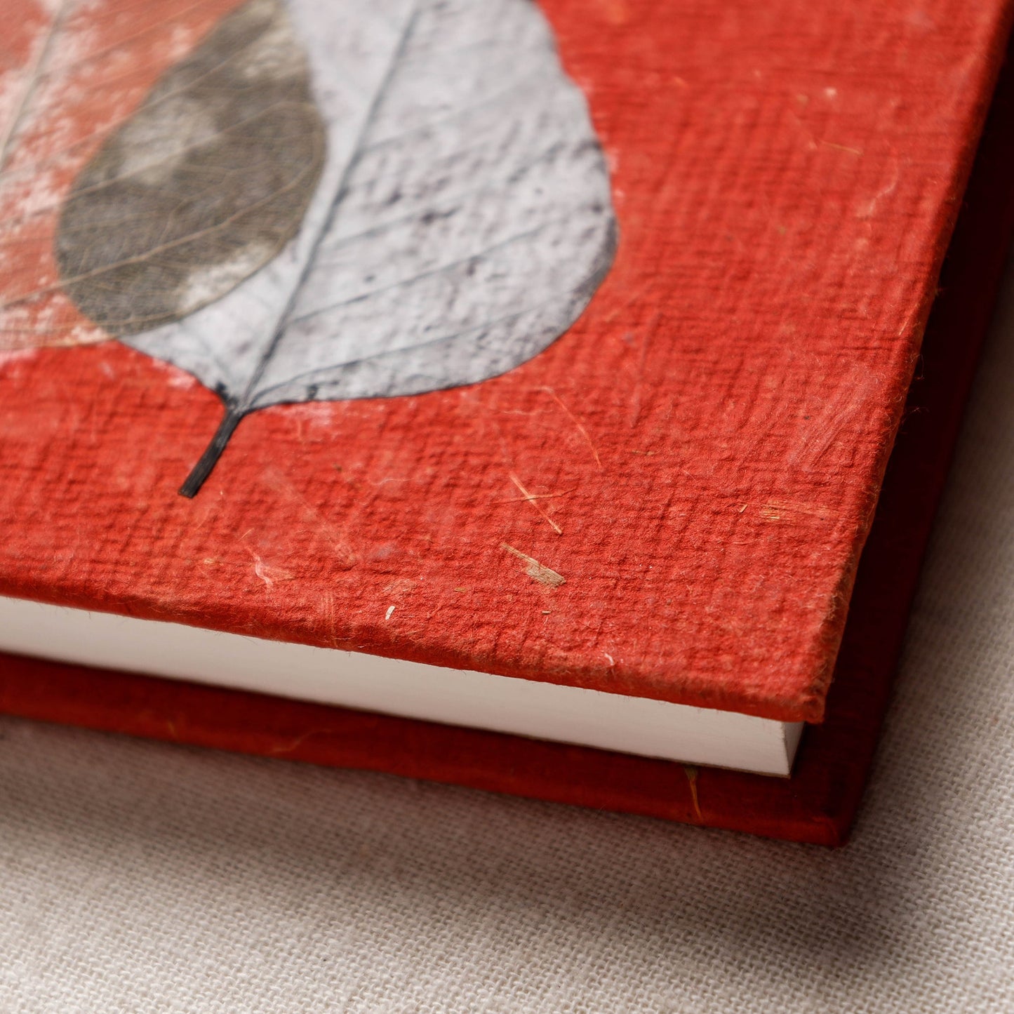  Flower Art Work Special Visitor Notebook (4.3 x 5.5 in) 