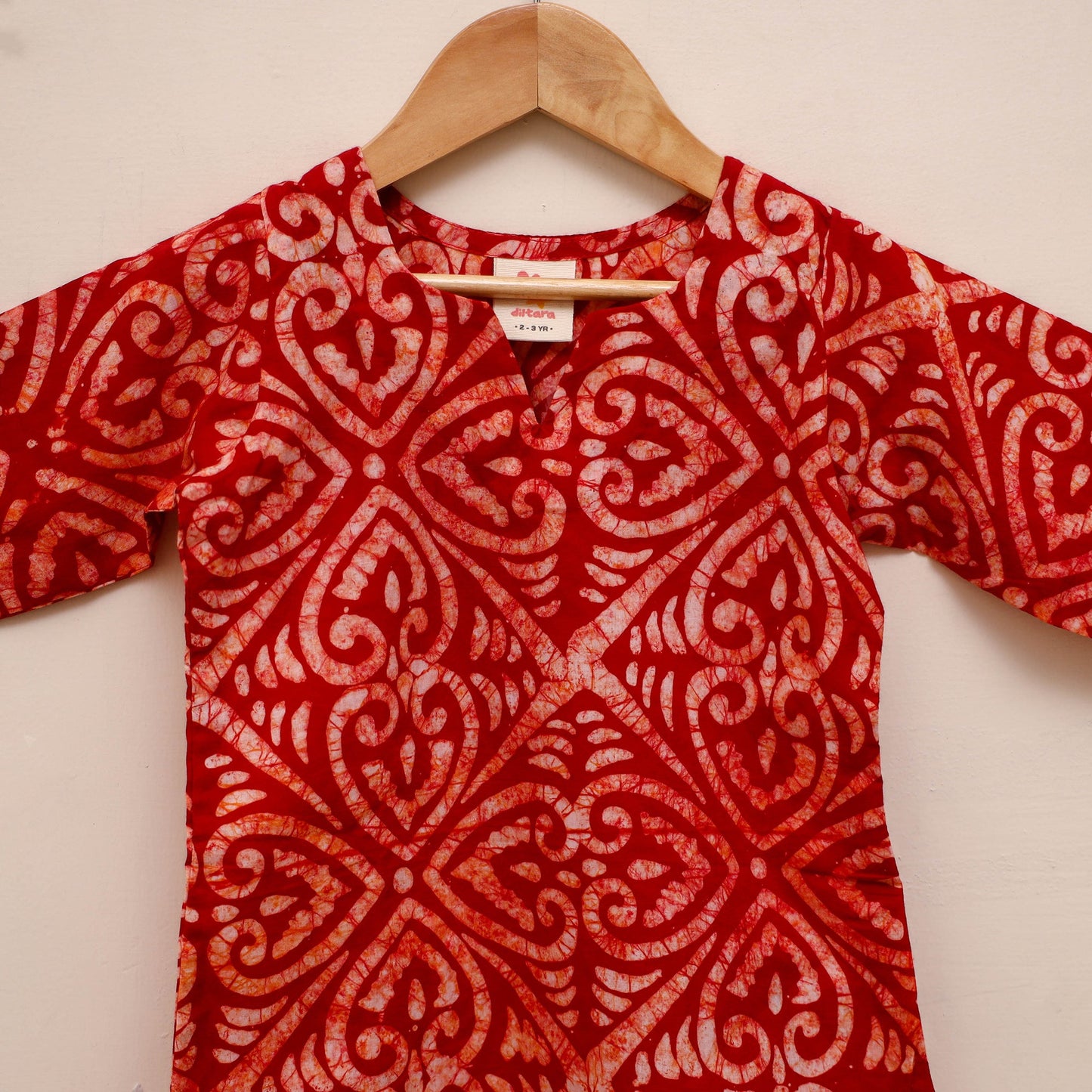 Girls hand batik pure cotton kurta set (2-6 years) 09