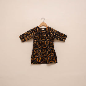 Girls hand batik pure cotton kurta set (3-6 years) 10
