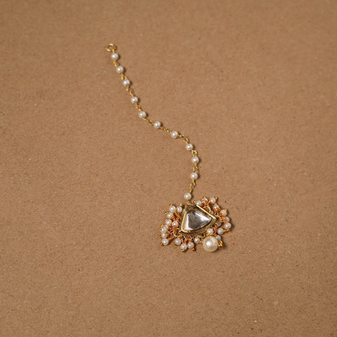 Gold-plated kundan studded & beaded maang tikka 02