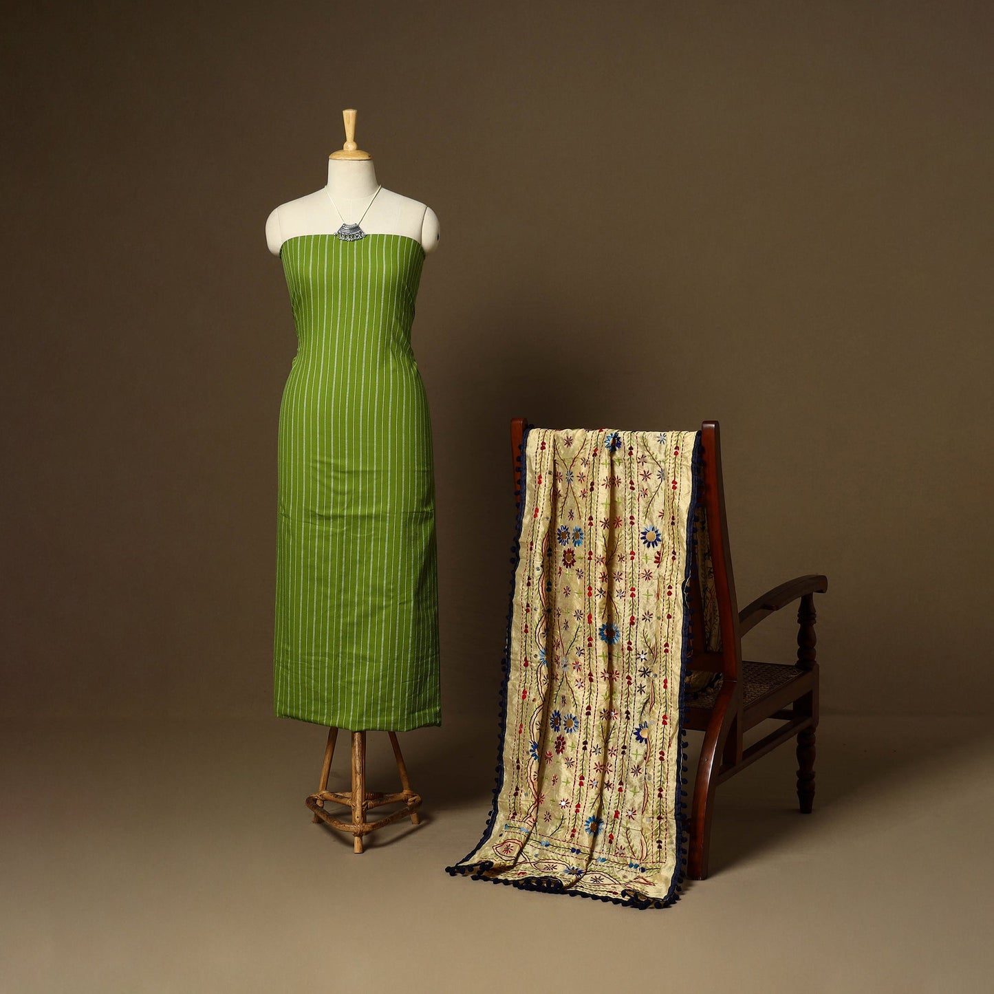 Green - 2pc cotton unstitched jacquard dress material