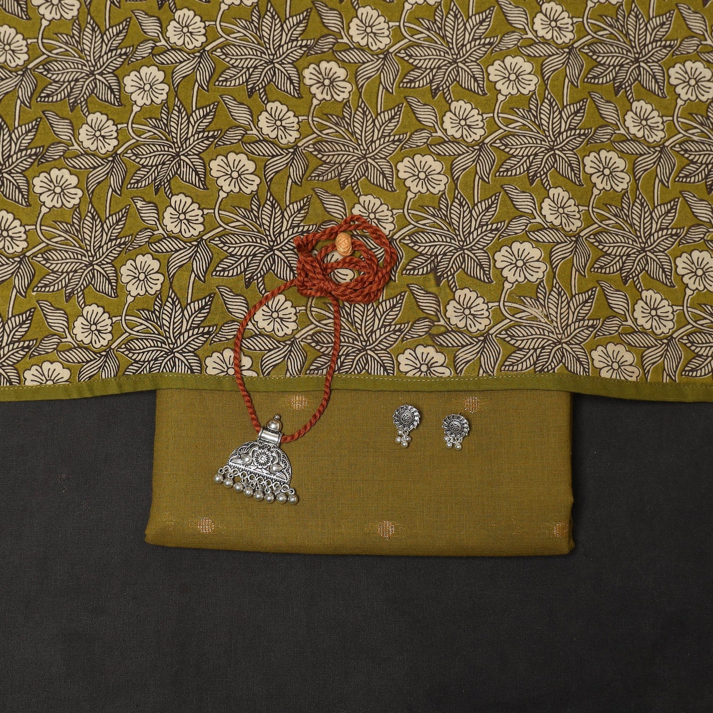 Green - 2pc cotton unstitched jacquard dress material