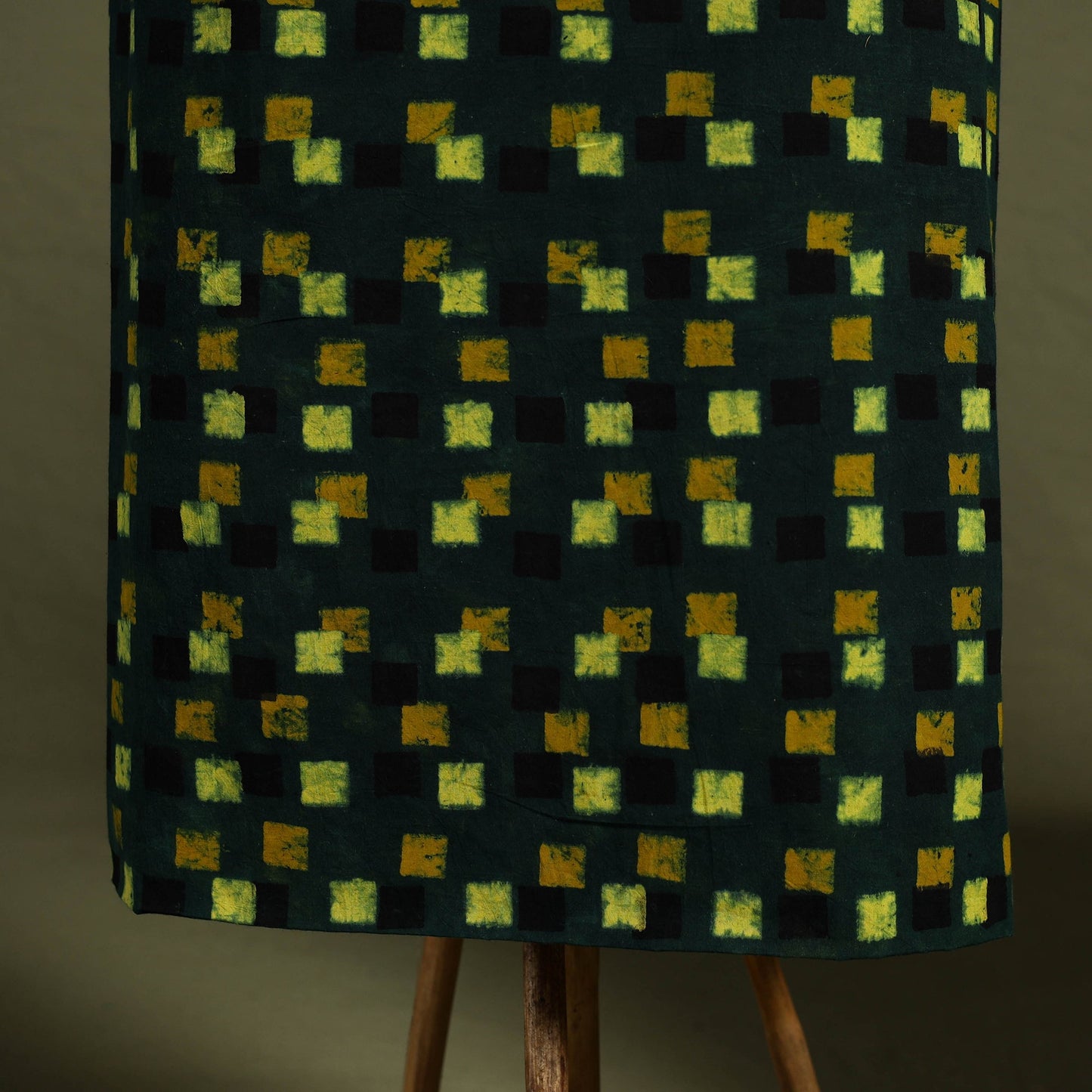 Green - 2pc cotton unstitched kurta with ikat dupatta 11