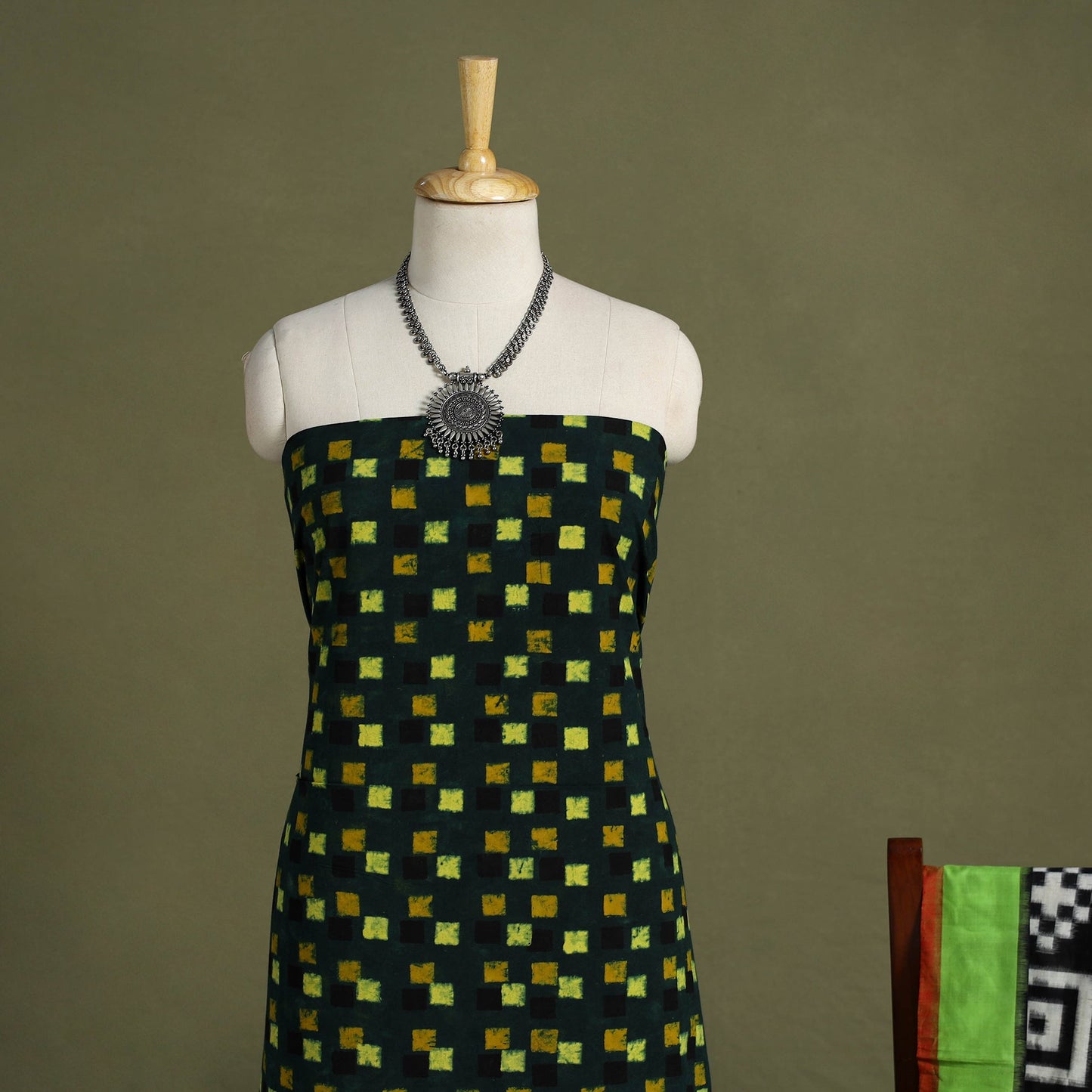 Green - 2pc cotton unstitched kurta with ikat dupatta 11