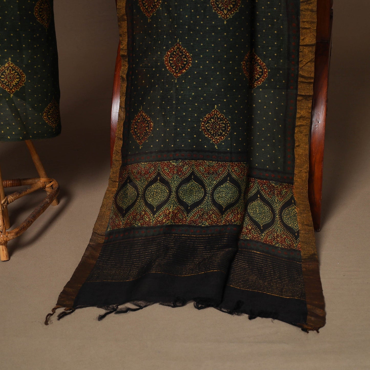 Green - 2pc linen silk unstitched dress material 09