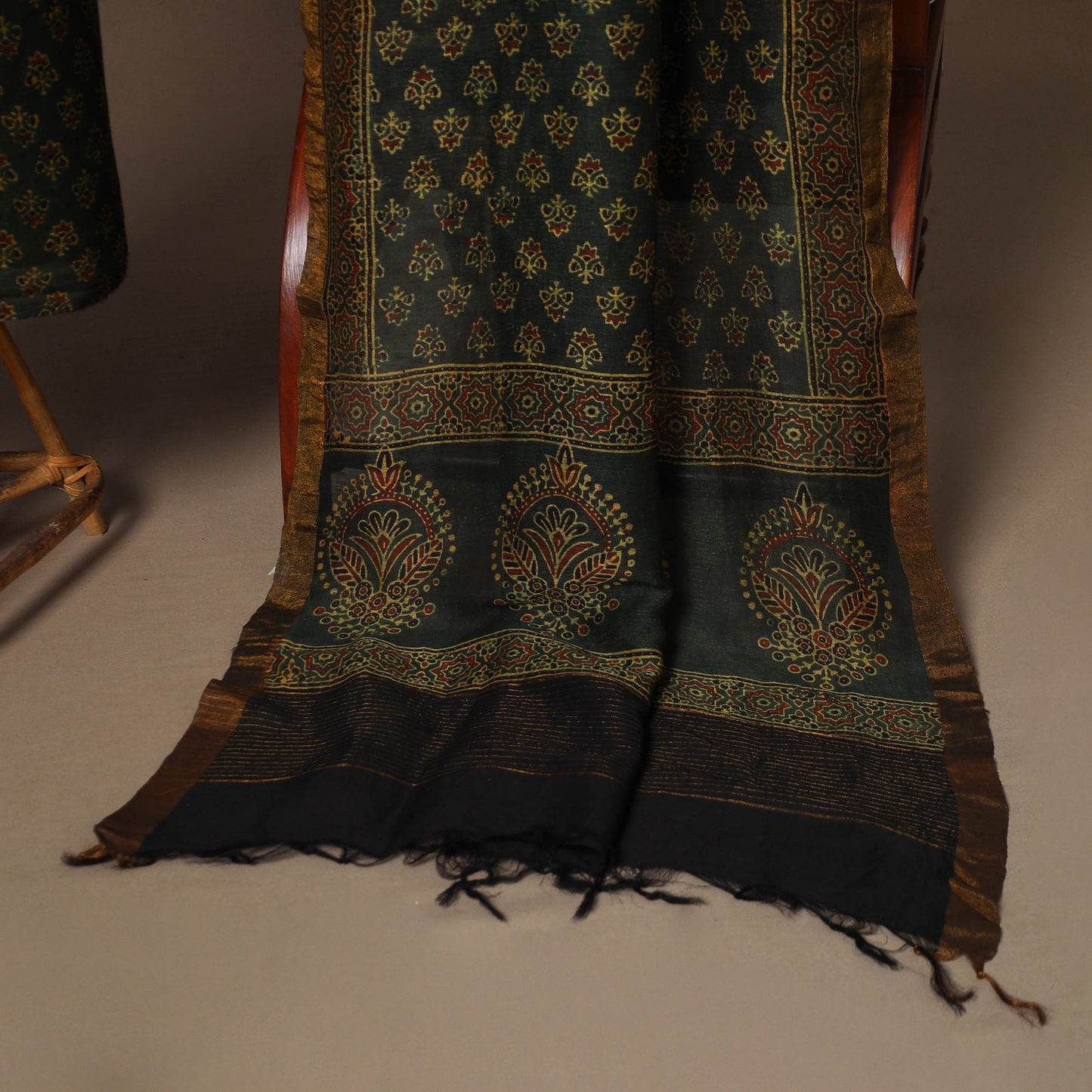 Green - 2pc linen silk unstitched dress material 01