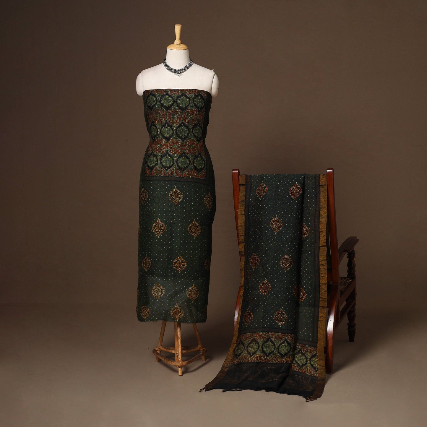 Green - 2pc linen silk unstitched dress material 09