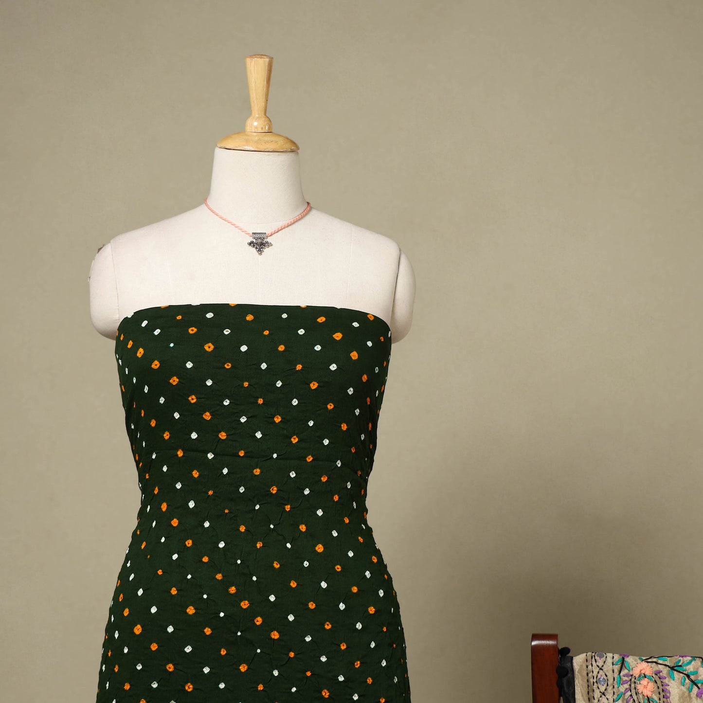 Green 2pc Unstitched Bandhani Dress Material with Jewellery Set