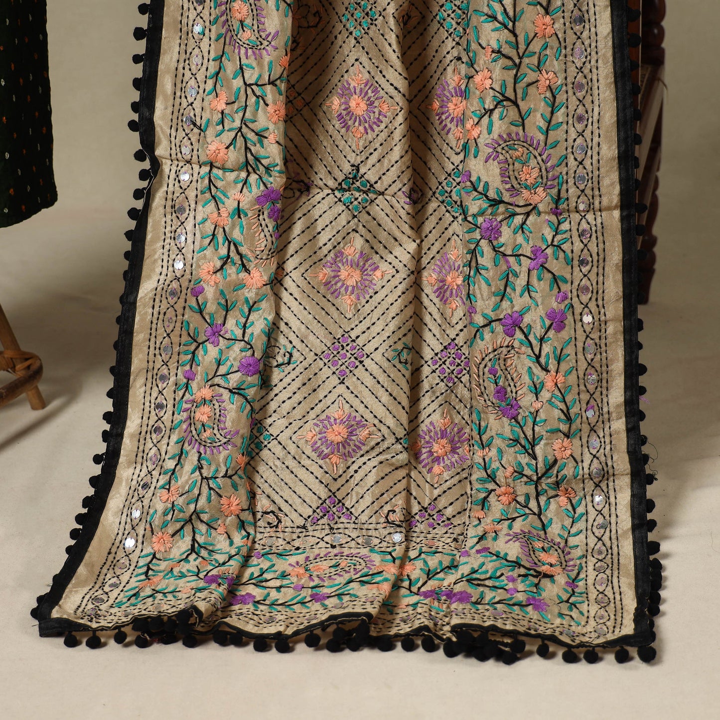 Green 2pc Unstitched Bandhani Dress Material with Jewellery Set