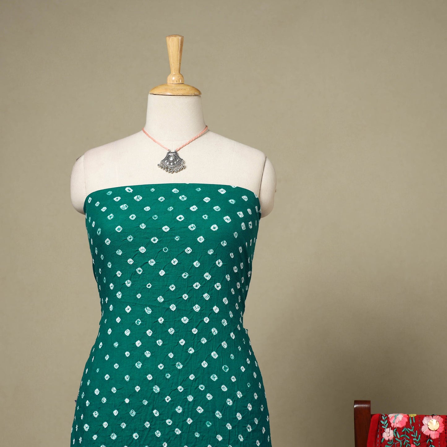 Green 2pc Unstitched Bandhani Dress Material with Jewellery Set